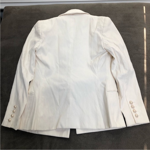 Authentic CHANEL Women's Cream Pantsuit - Picture 5 of 16